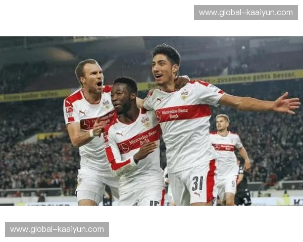 蒙彼利埃前场四人组换位撕扯防线 进攻威胁依赖机会把握能力